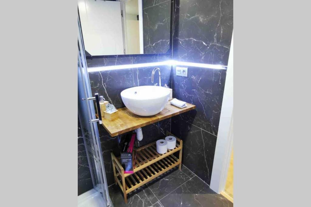 Ferienwohnung Acogedor Apartamento En El Centro De Santander Exterior foto